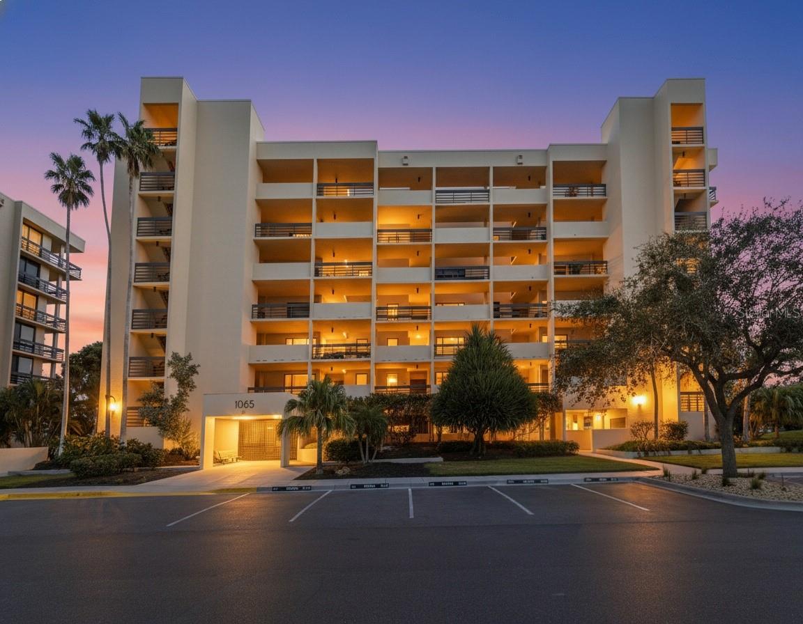 1065 Gulf of Mexico Dr #305, Longboat Key, FL 34228 — photo 4 of 52