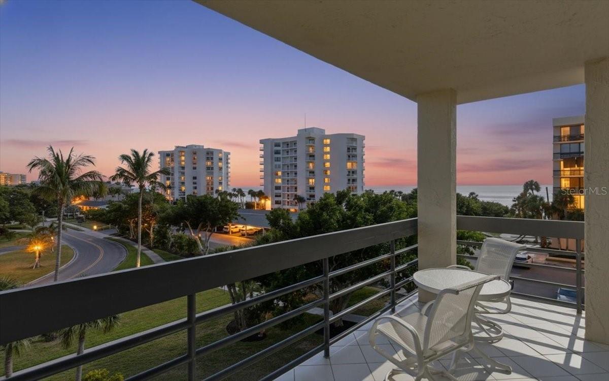 1065 Gulf of Mexico Dr #305, Longboat Key, FL 34228 — photo 5 of 52