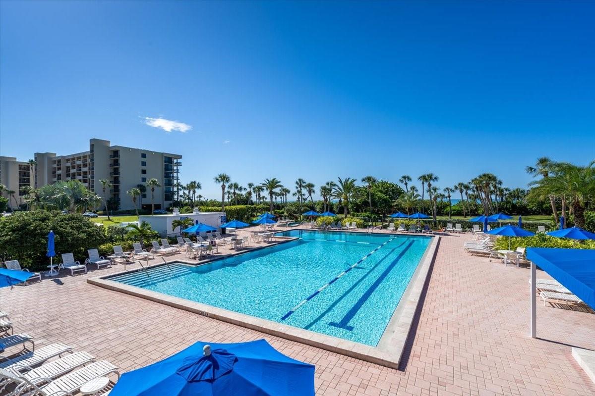 1065 Gulf of Mexico Dr #305, Longboat Key, FL 34228 — photo 42 of 52