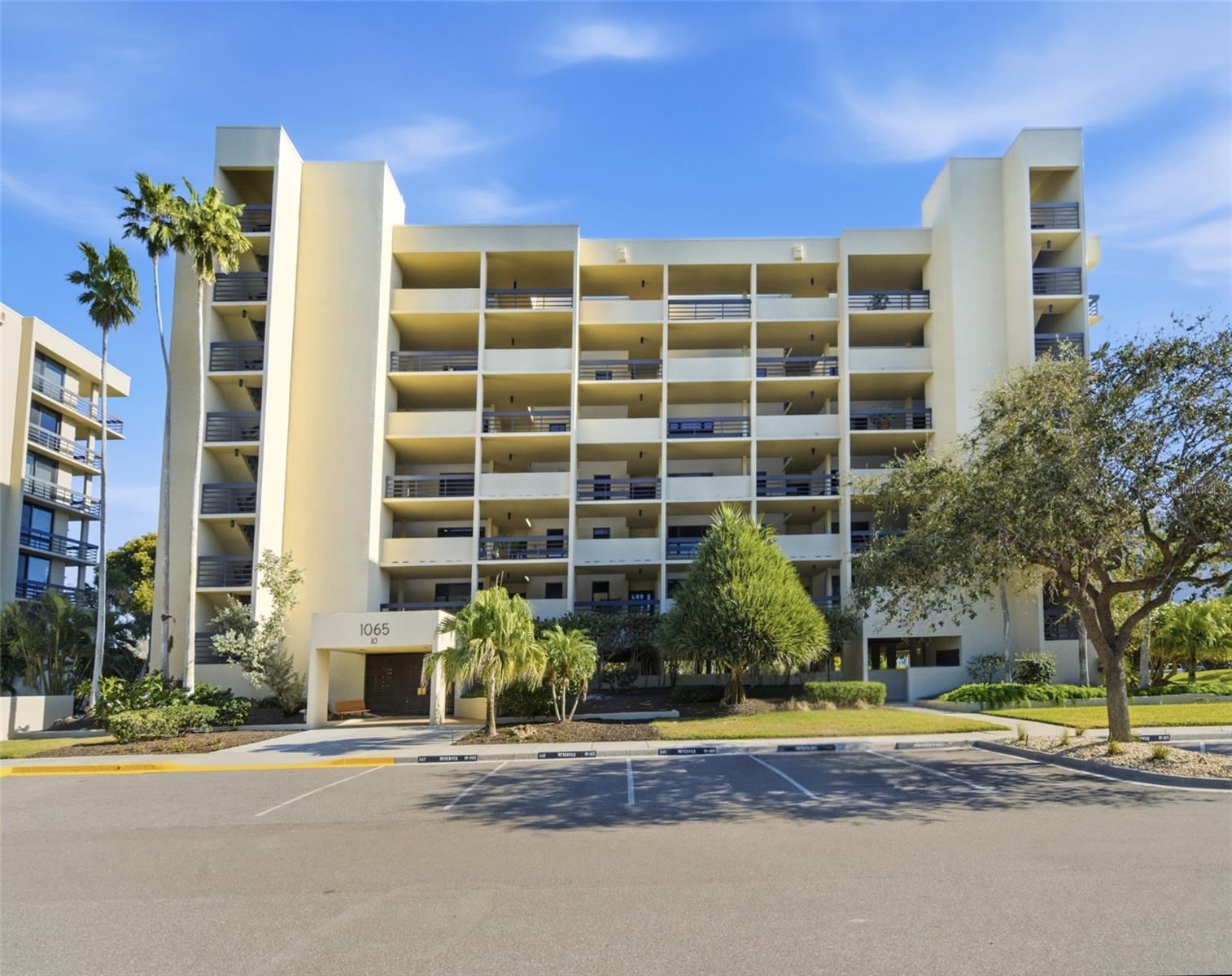 1065 Gulf of Mexico Dr #305, Longboat Key, FL 34228 — photo 51 of 52