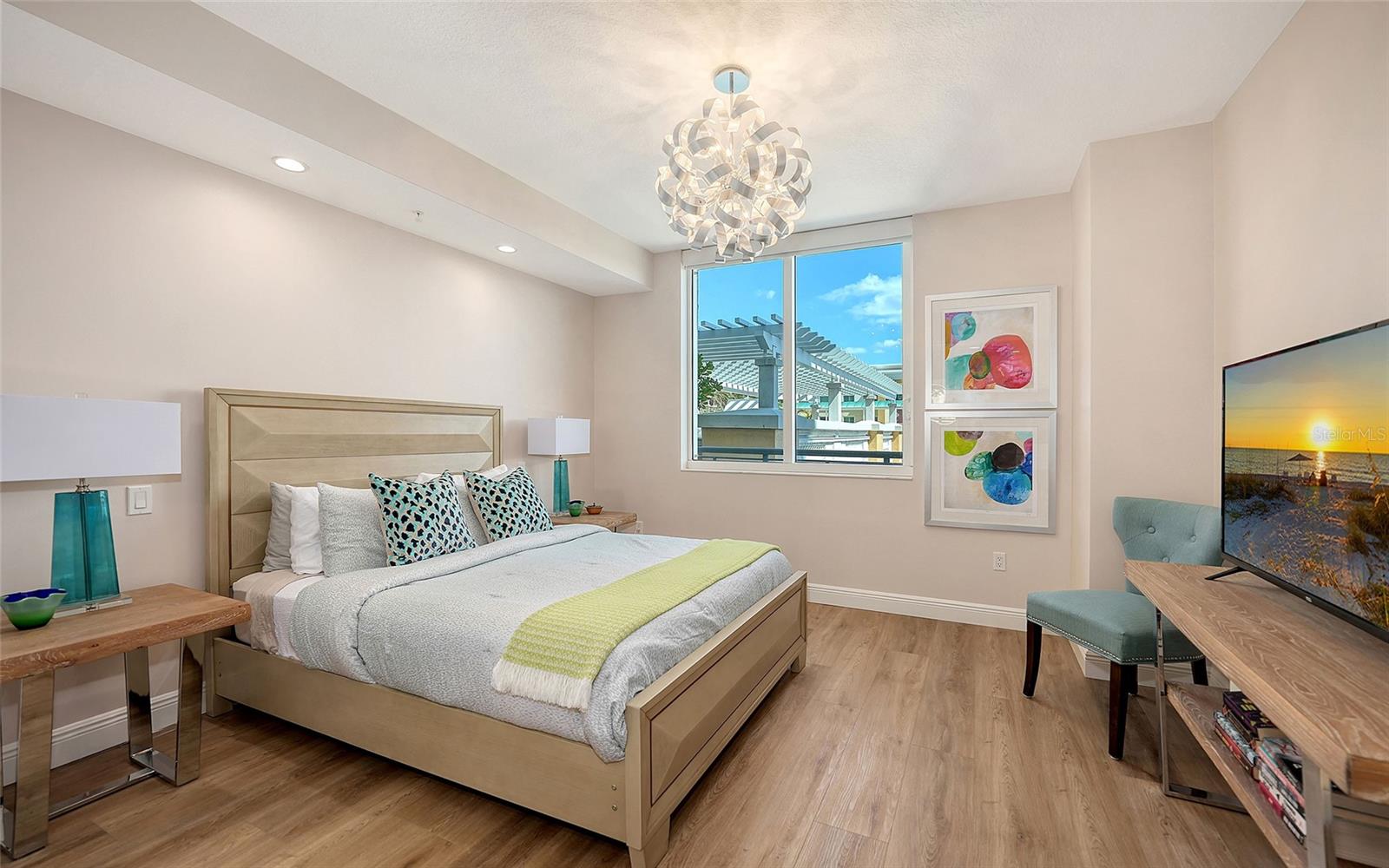 800 N Tamiami Trl #312, Sarasota, FL 34236 — photo 17 of 46