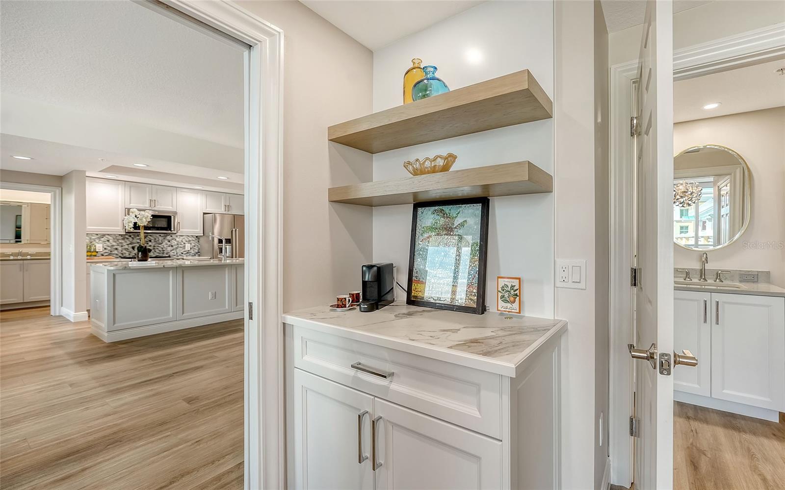 800 N Tamiami Trl #312, Sarasota, FL 34236 — photo 19 of 46
