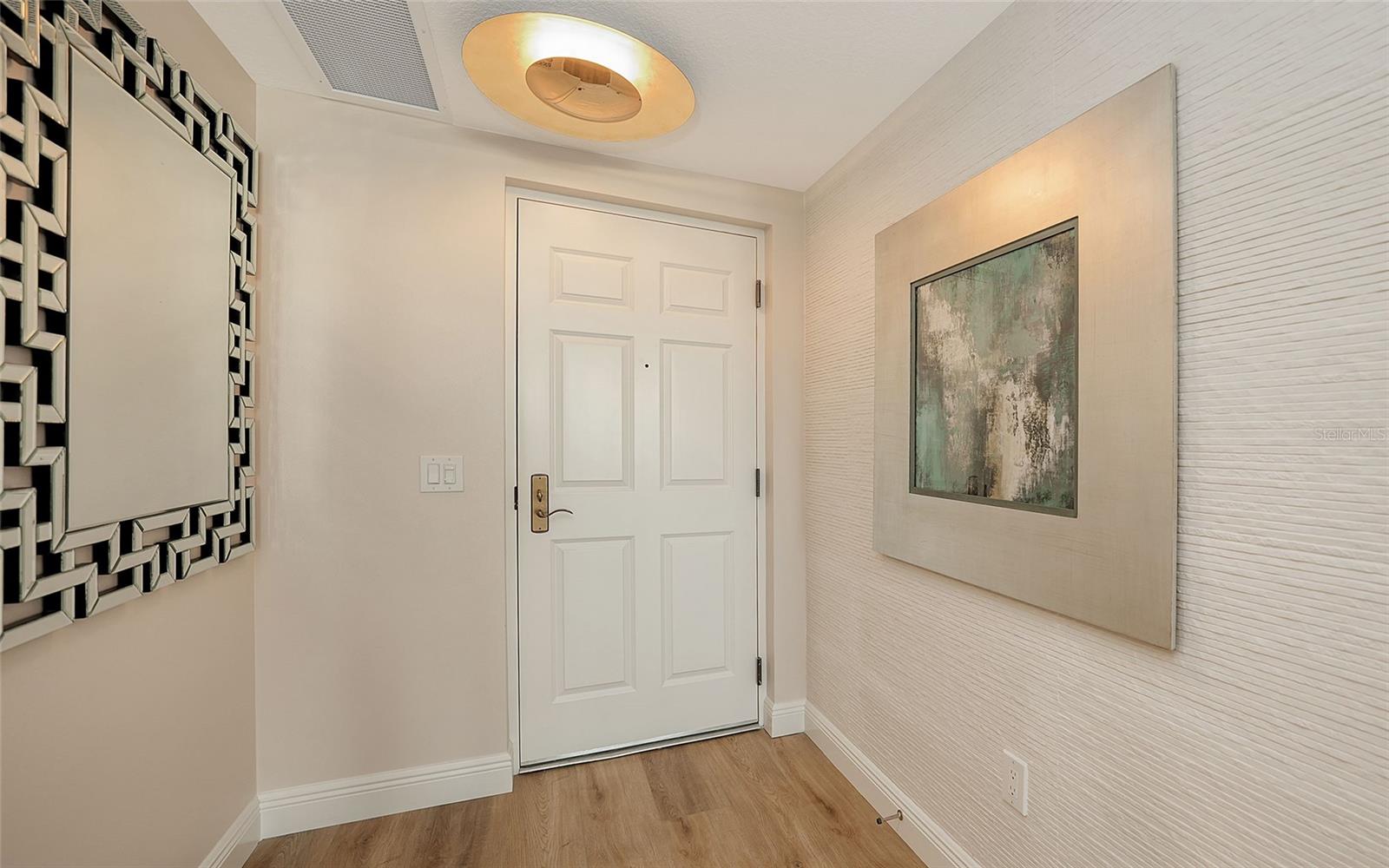 800 N Tamiami Trl #312, Sarasota, FL 34236 — photo 3 of 46
