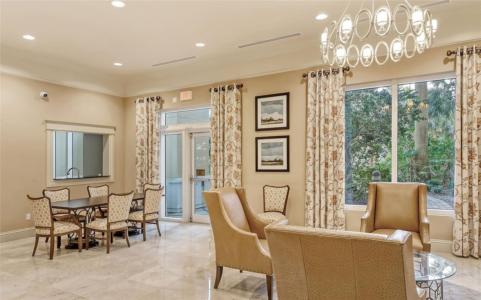 800 N Tamiami Trl #312, Sarasota, FL 34236 — photo 33 of 46
