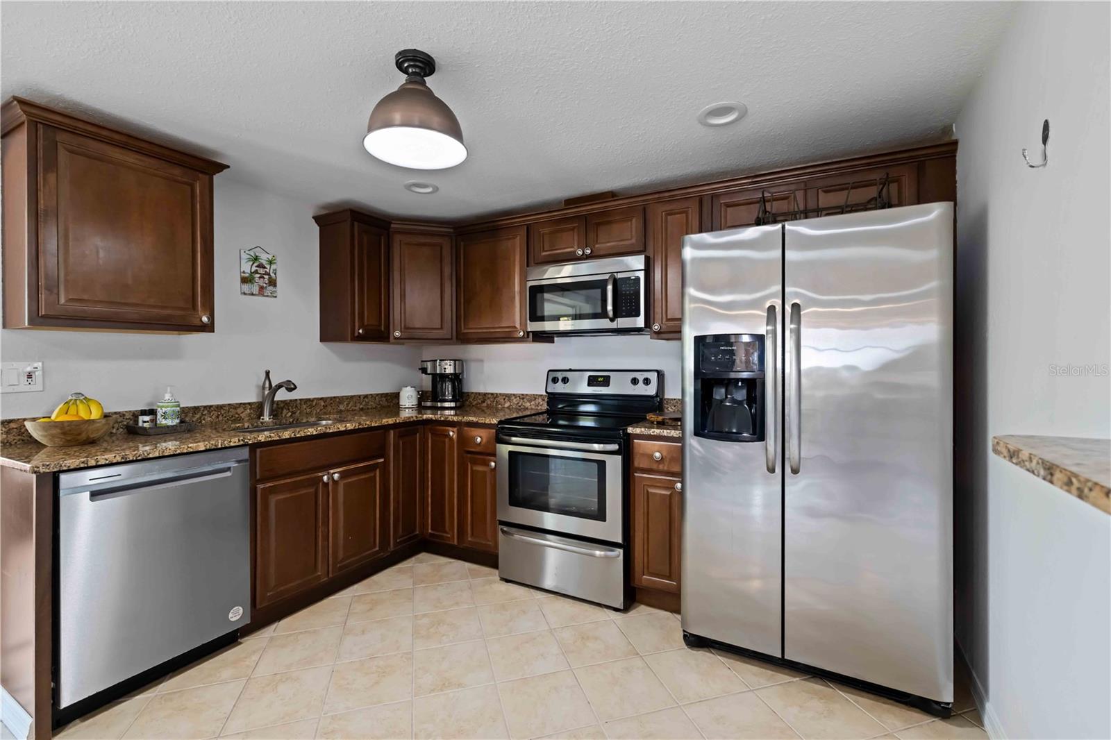 3035 Shamrock Dr, Venice, FL 34293 — photo 15 of 59