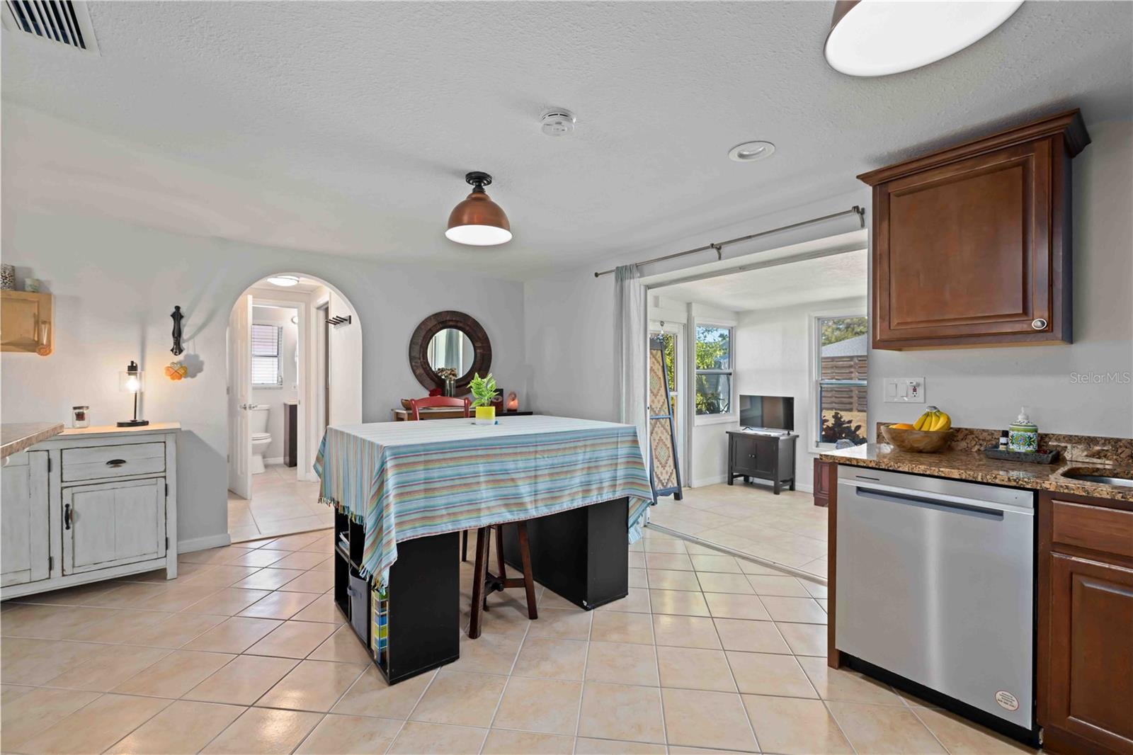 3035 Shamrock Dr, Venice, FL 34293 — photo 16 of 59