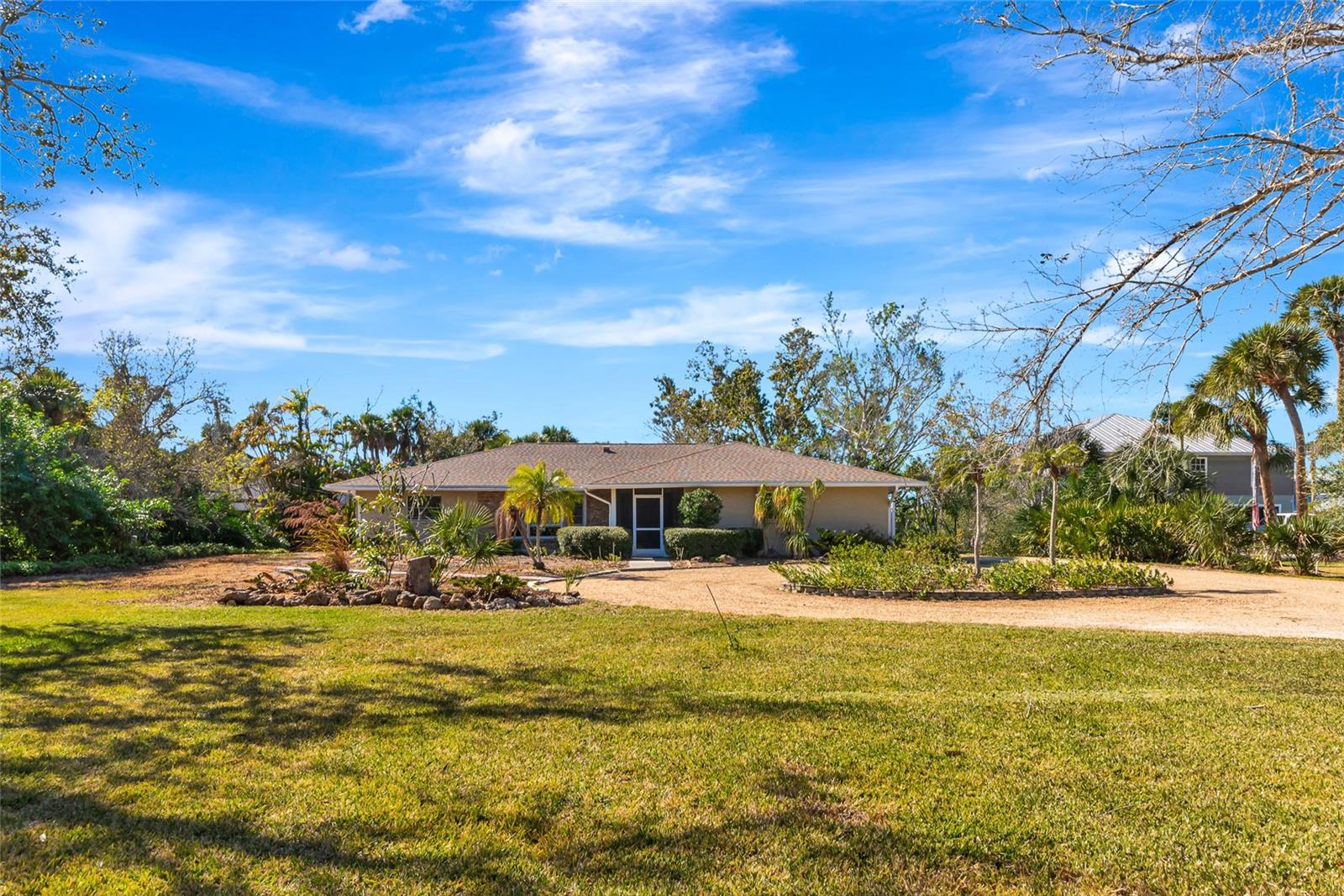 950 Oxford Dr, Englewood, FL 34223 — photo 3 of 84