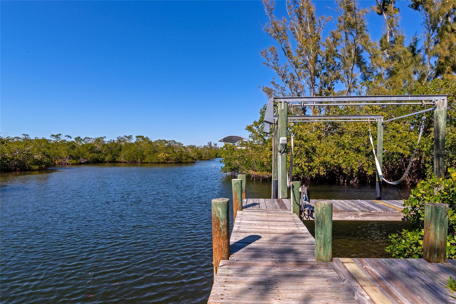 950 Oxford Dr, Englewood, FL 34223 — photo 26 of 84