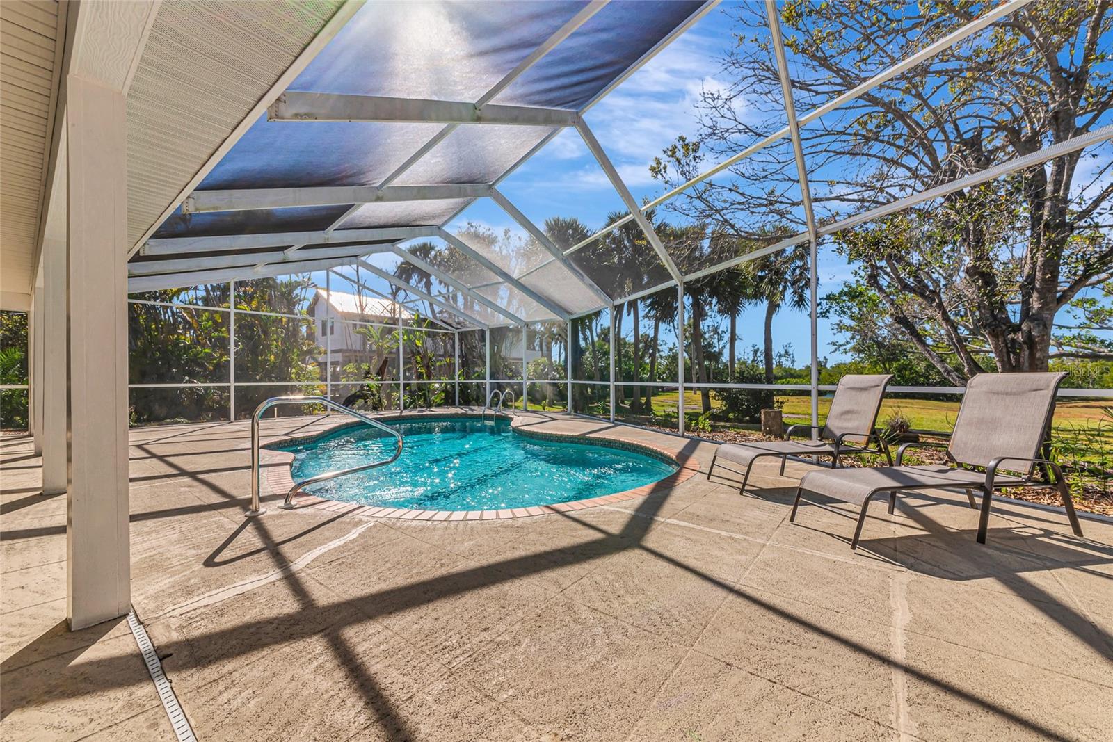 950 Oxford Dr, Englewood, FL 34223 — photo 32 of 84