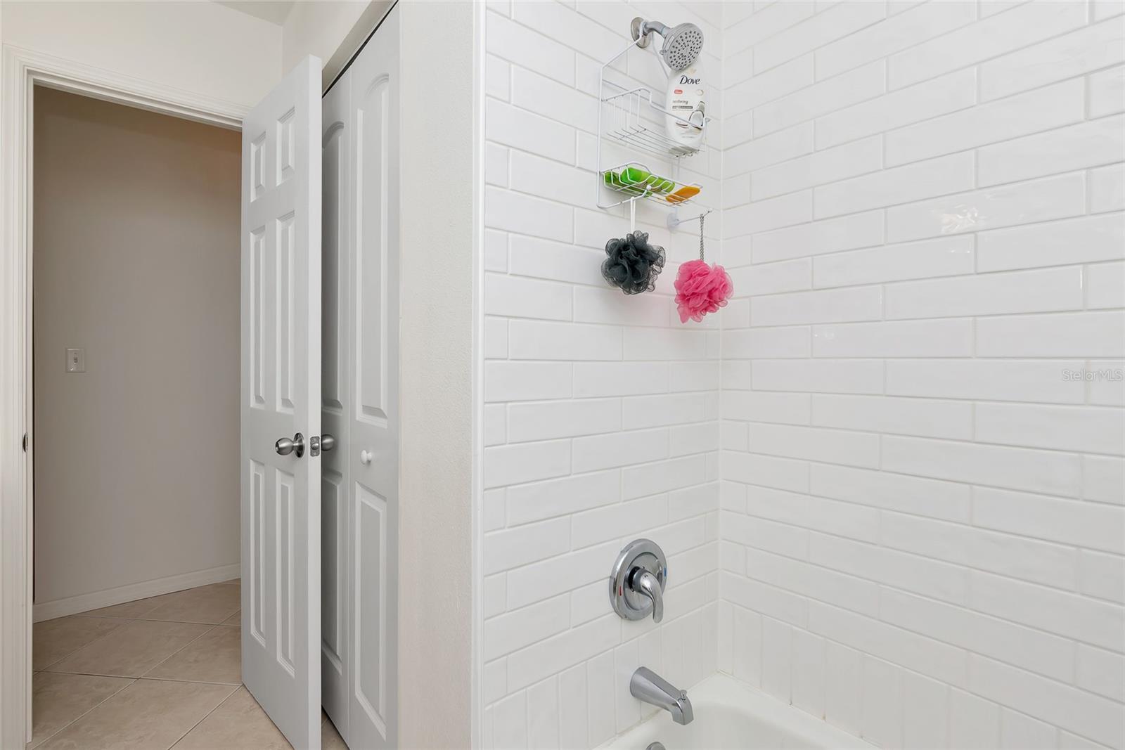 950 Oxford Dr, Englewood, FL 34223 — photo 39 of 84