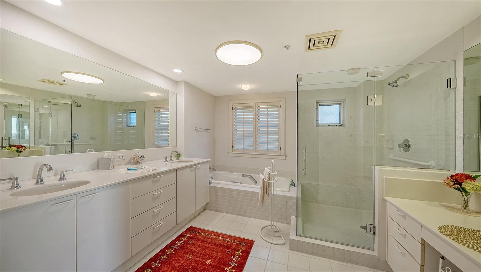2450 Harbourside Dr #234, Longboat Key, FL 34228 — photo 25 of 49