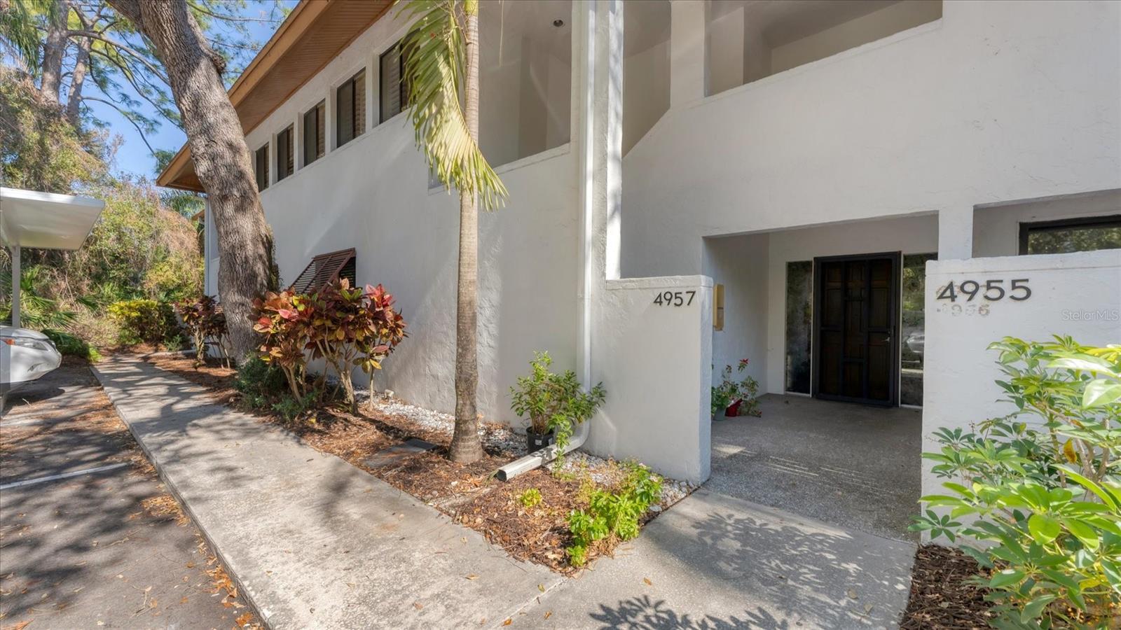 4957 Cross Creek Rd #4957, Sarasota, FL 34231 — photo 2 of 32