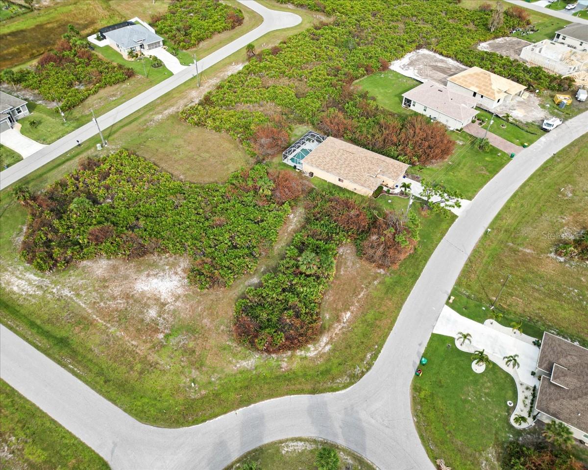442 Albatross Rd, Rotonda West, FL 33947 — photo 1 of 1