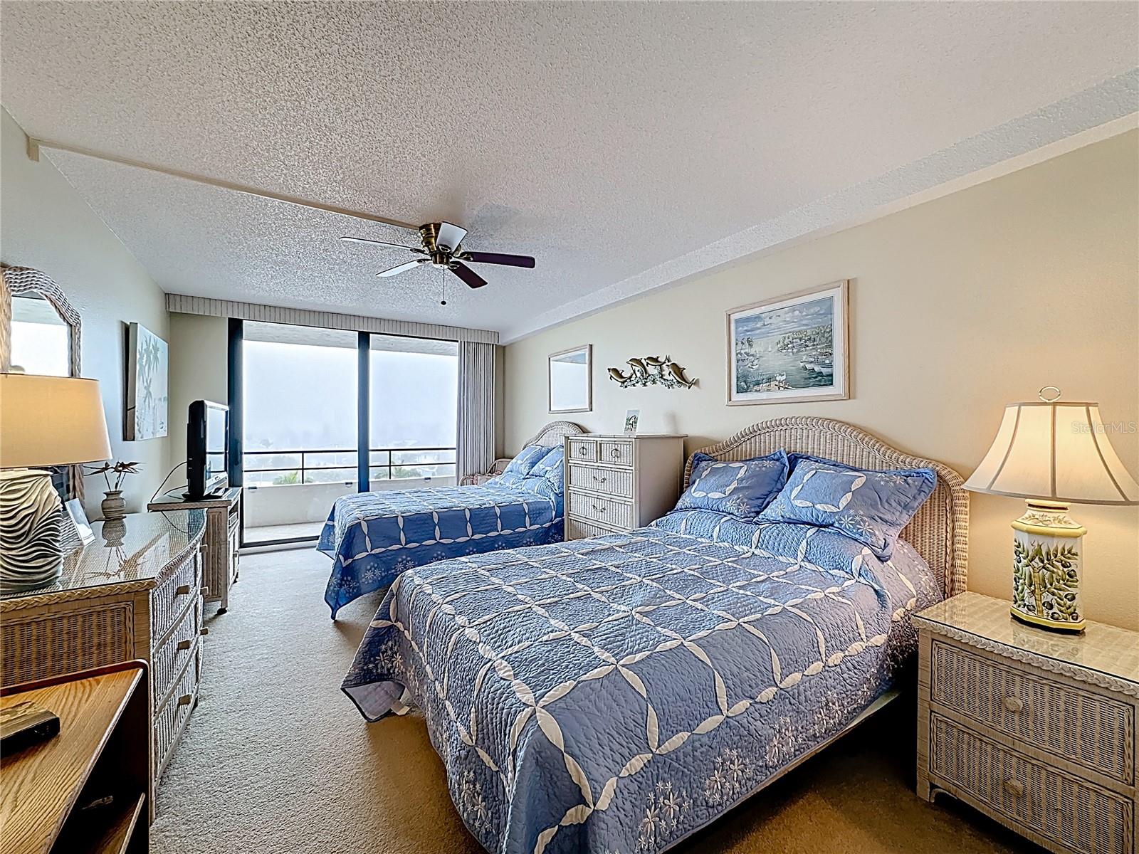 6415 Midnight Pass Rd #705, Sarasota, FL 34242 — photo 31 of 52