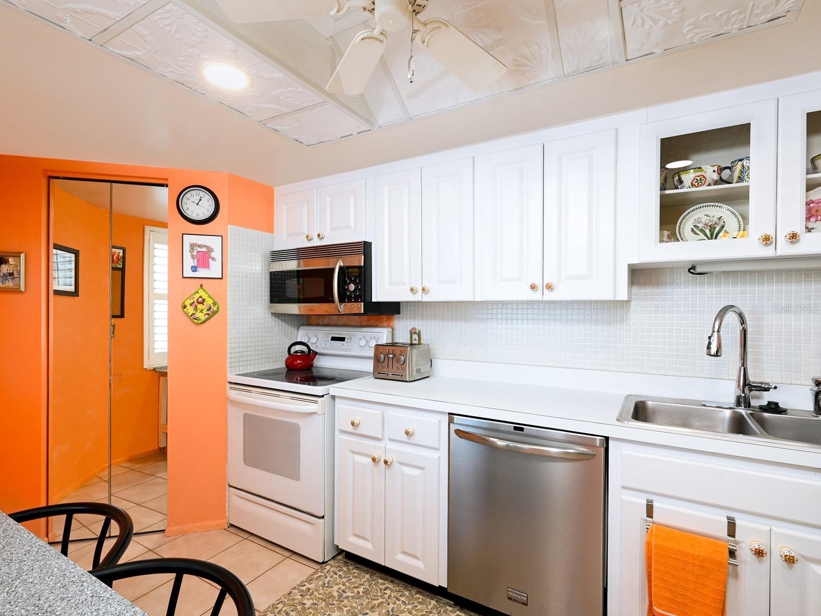 1770 Benjamin Franklin Dr #206, Sarasota, FL 34236 — photo 10 of 100