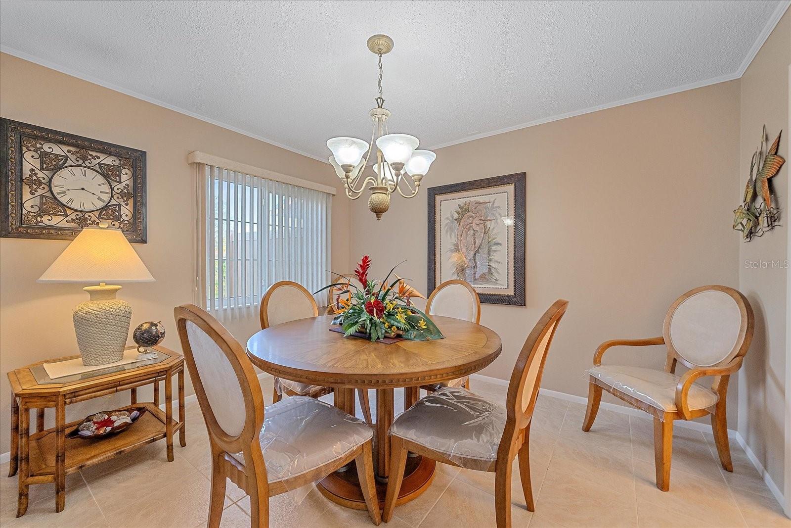 3135 Glen Elyn Blvd #13, Sarasota, FL 34237 — photo 12 of 41