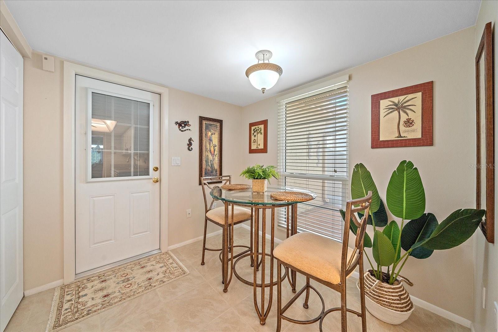 3135 Glen Elyn Blvd #13, Sarasota, FL 34237 — photo 20 of 41