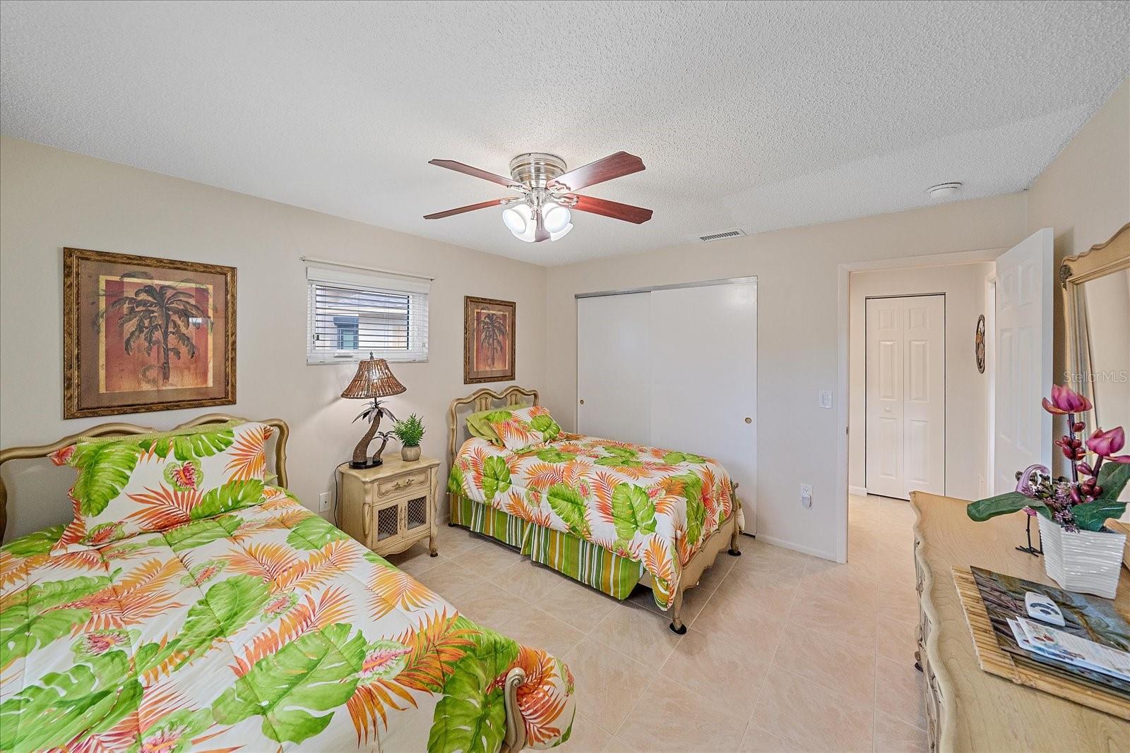 3135 Glen Elyn Blvd #13, Sarasota, FL 34237 — photo 28 of 41
