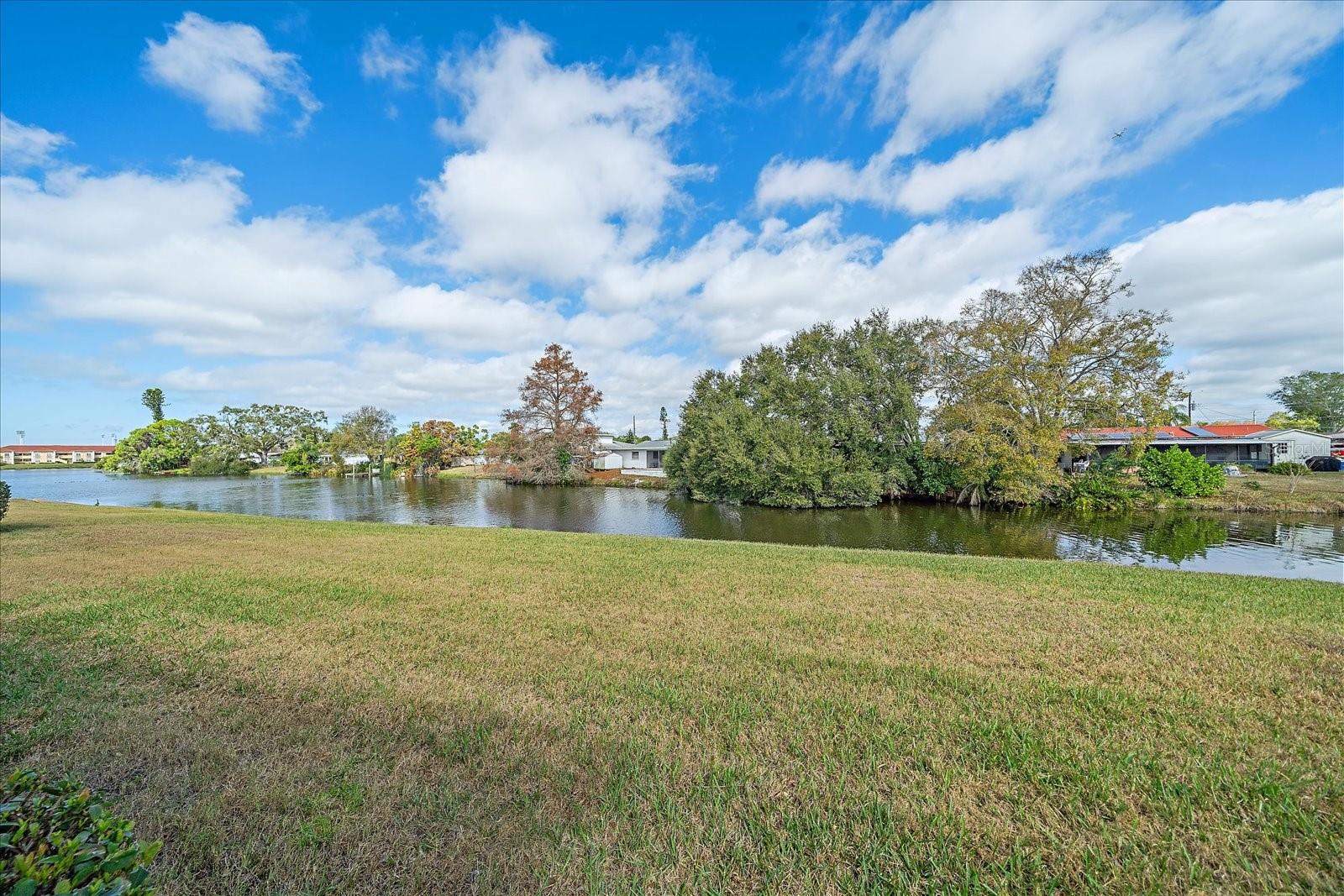 3135 Glen Elyn Blvd #13, Sarasota, FL 34237 — photo 34 of 41