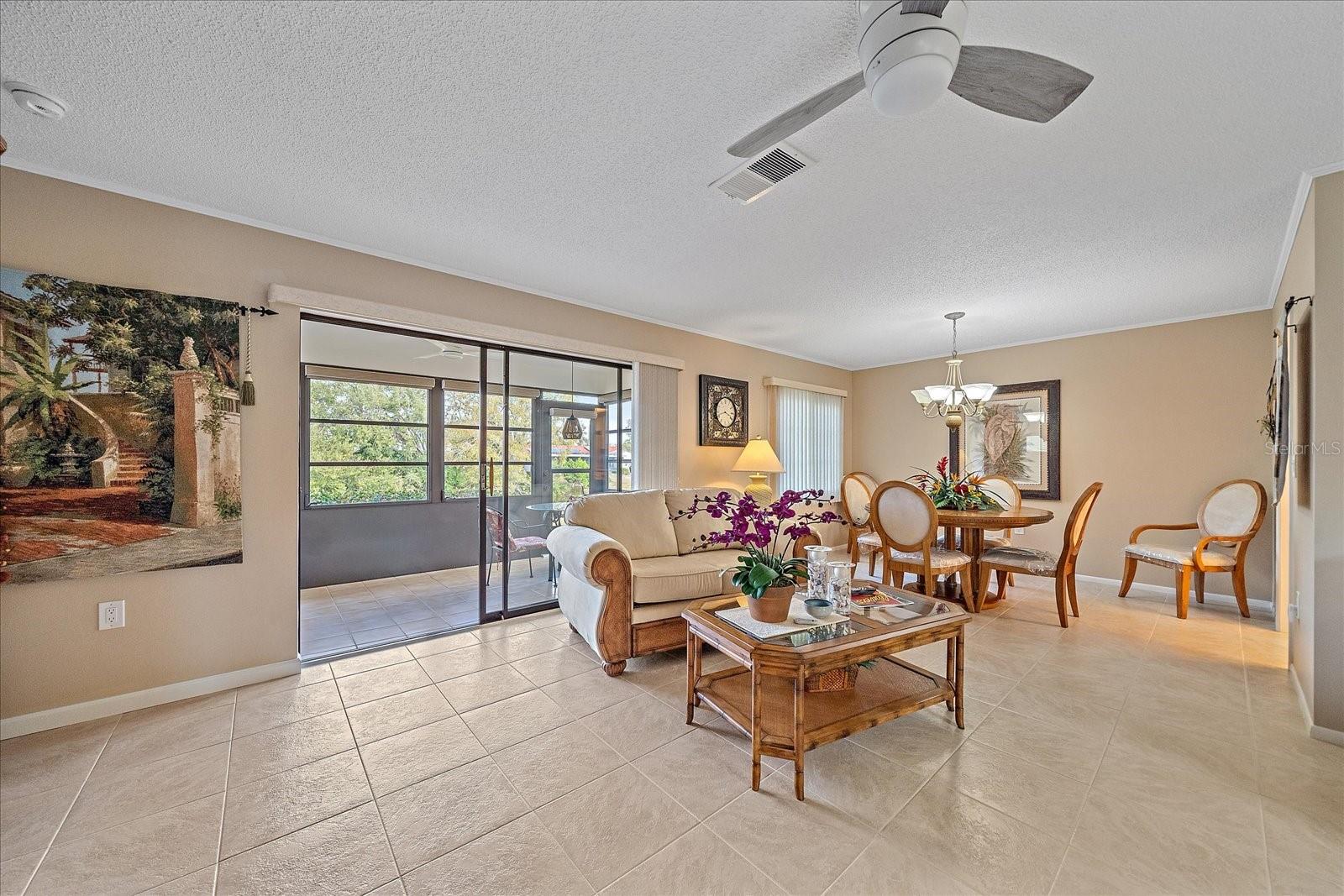 3135 Glen Elyn Blvd #13, Sarasota, FL 34237 — photo 8 of 41