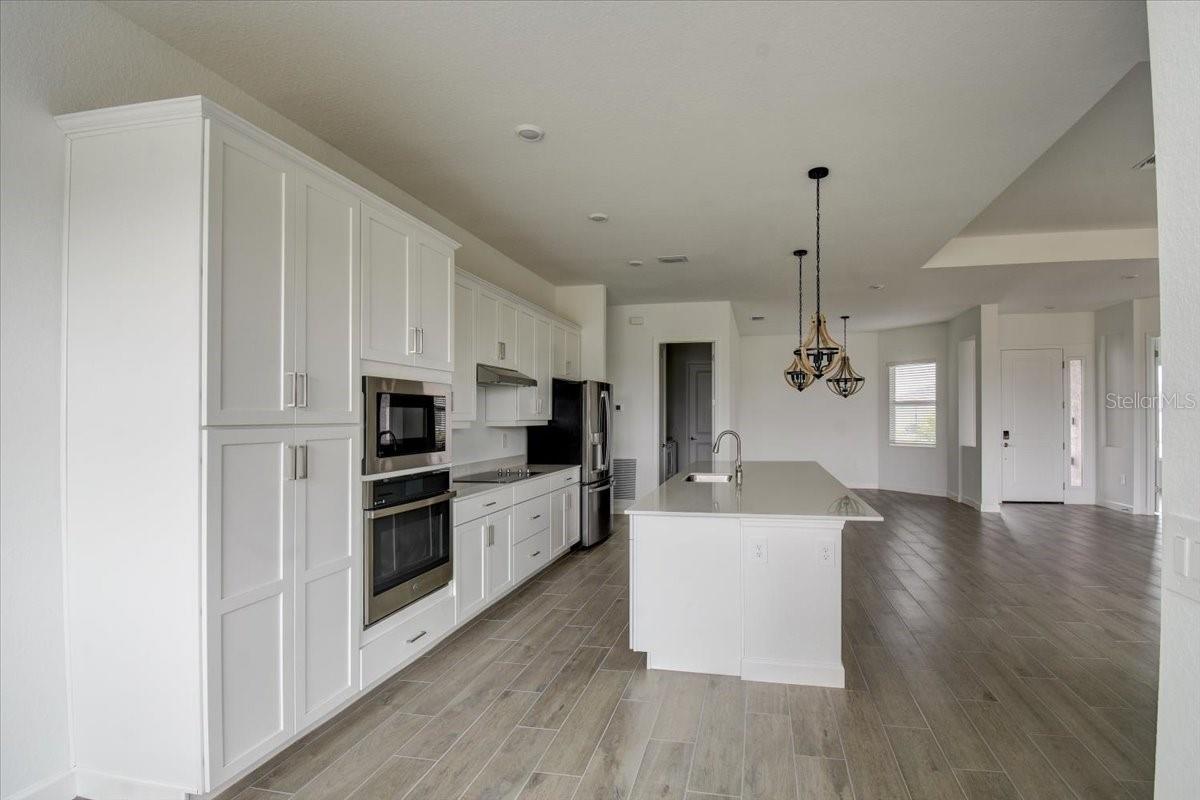 7796 Lakes Edge Ln, Port Charlotte, FL 33981 — photo 8 of 44