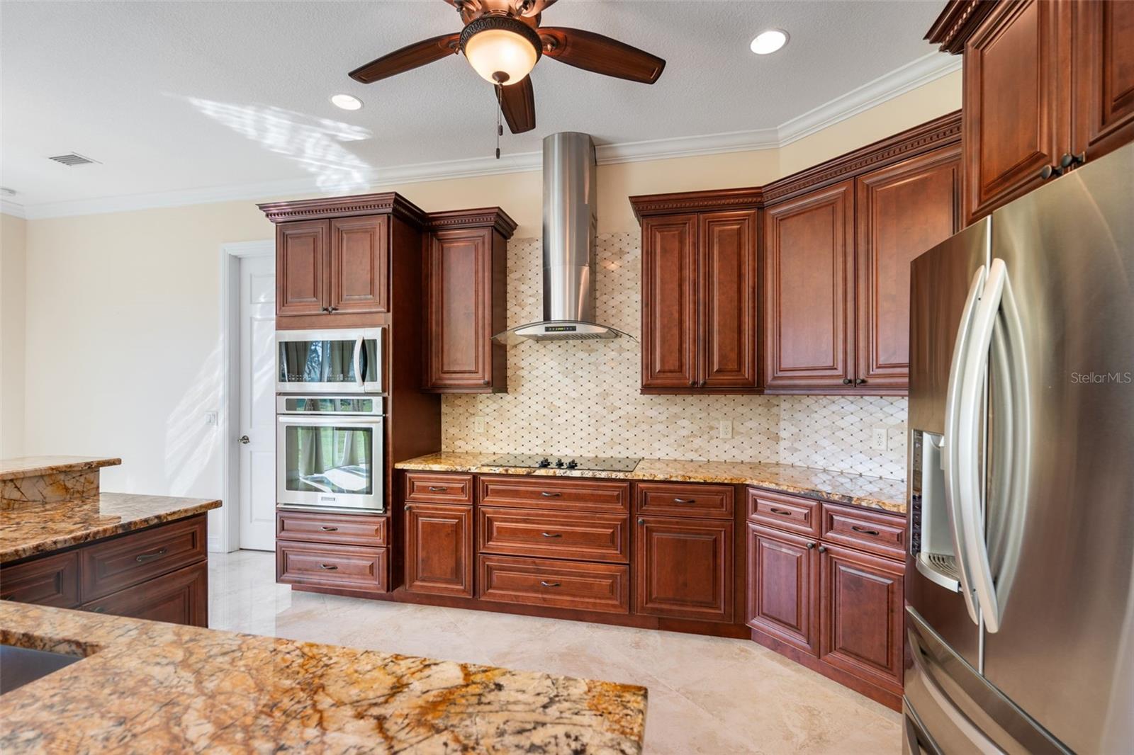 1900 Colleen St, Sarasota, FL 34231 — photo 12 of 46