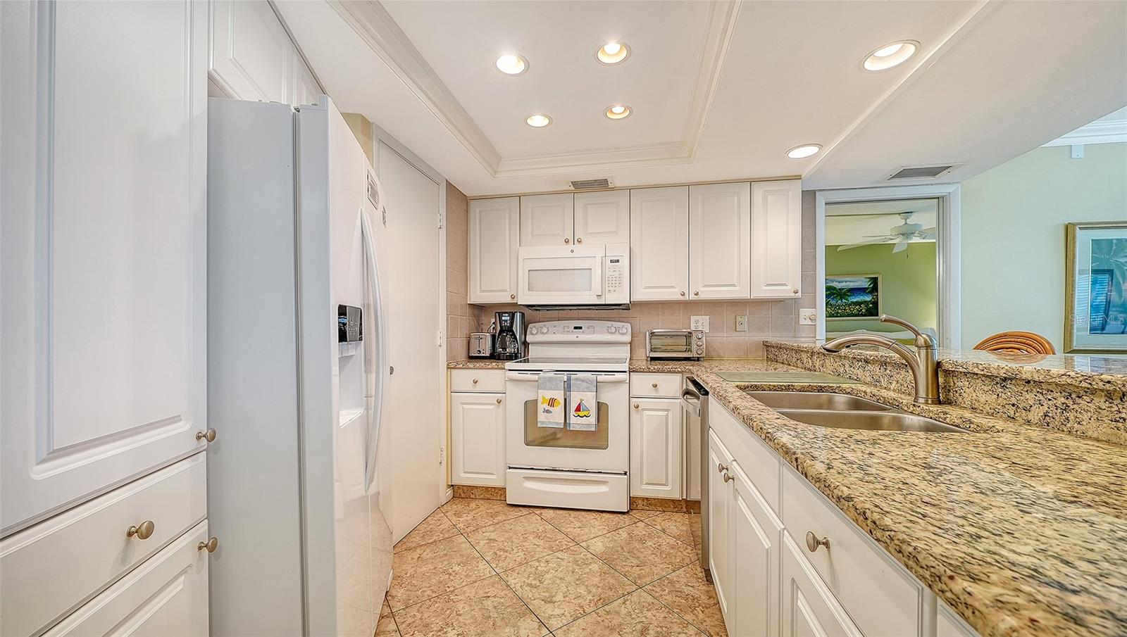 5920 Midnight Pass Rd #1003, Sarasota, FL 34242 — photo 13 of 89
