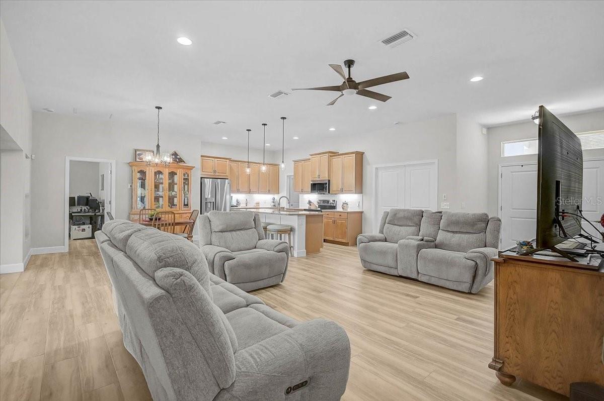 4109 N Cranberry Blvd, North Port, FL 34286 — photo 13 of 59