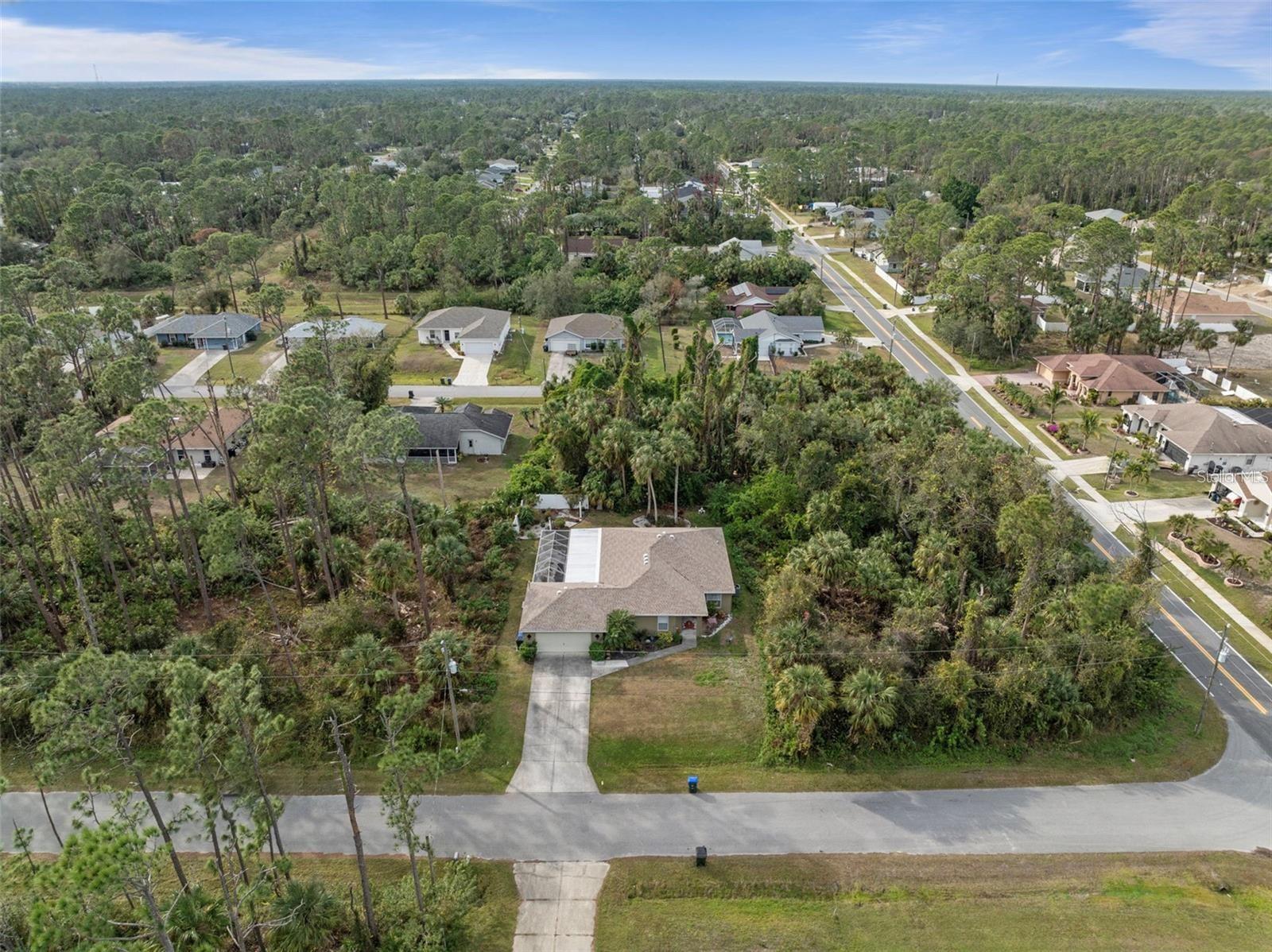 3953 Vehlin St, North Port, FL 34286 — photo 2 of 35