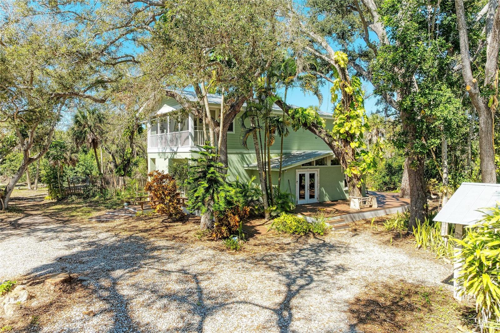 820 N Elm St, Englewood, FL 34223 — photo 23 of 100