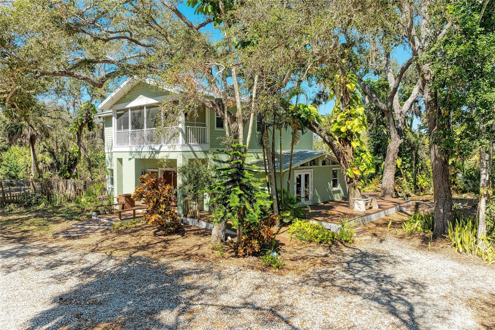 820 N Elm St, Englewood, FL 34223 — photo 24 of 100