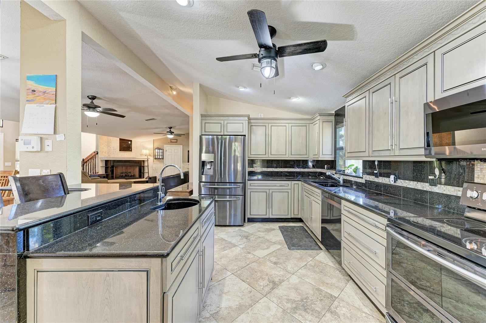 820 N Elm St, Englewood, FL 34223 — photo 38 of 100