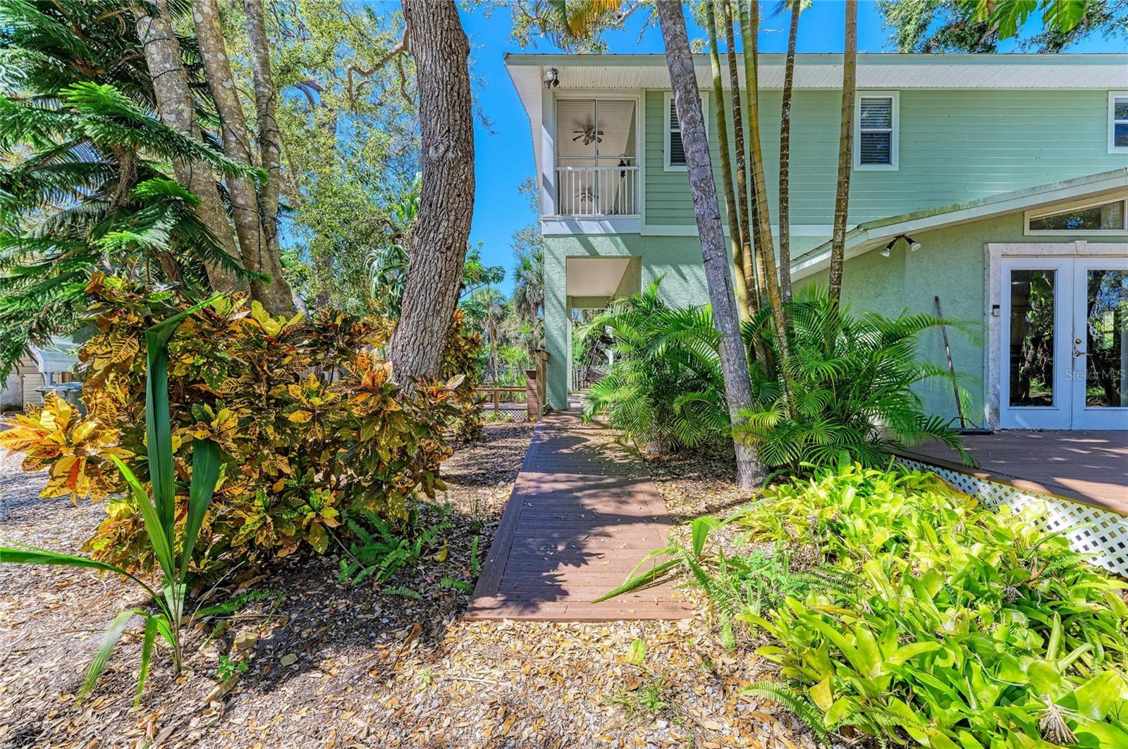 820 N Elm St, Englewood, FL 34223 — photo 90 of 100