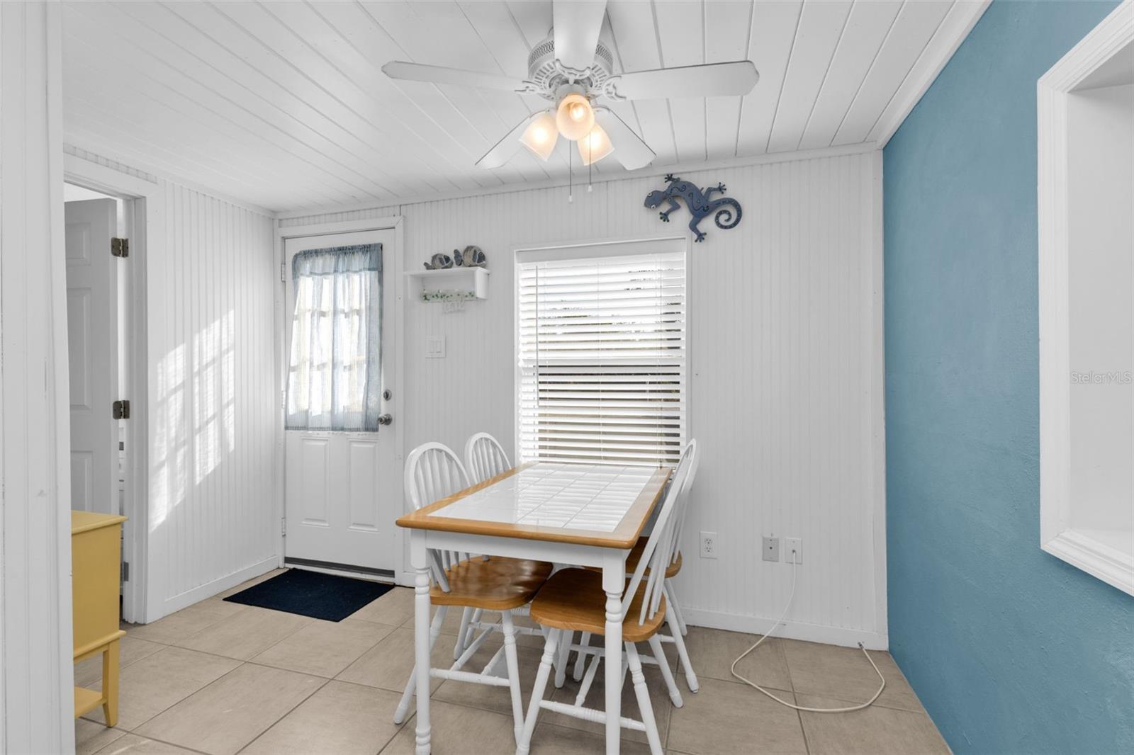 3215 Park Dr, Punta Gorda, FL 33982 — photo 6 of 43