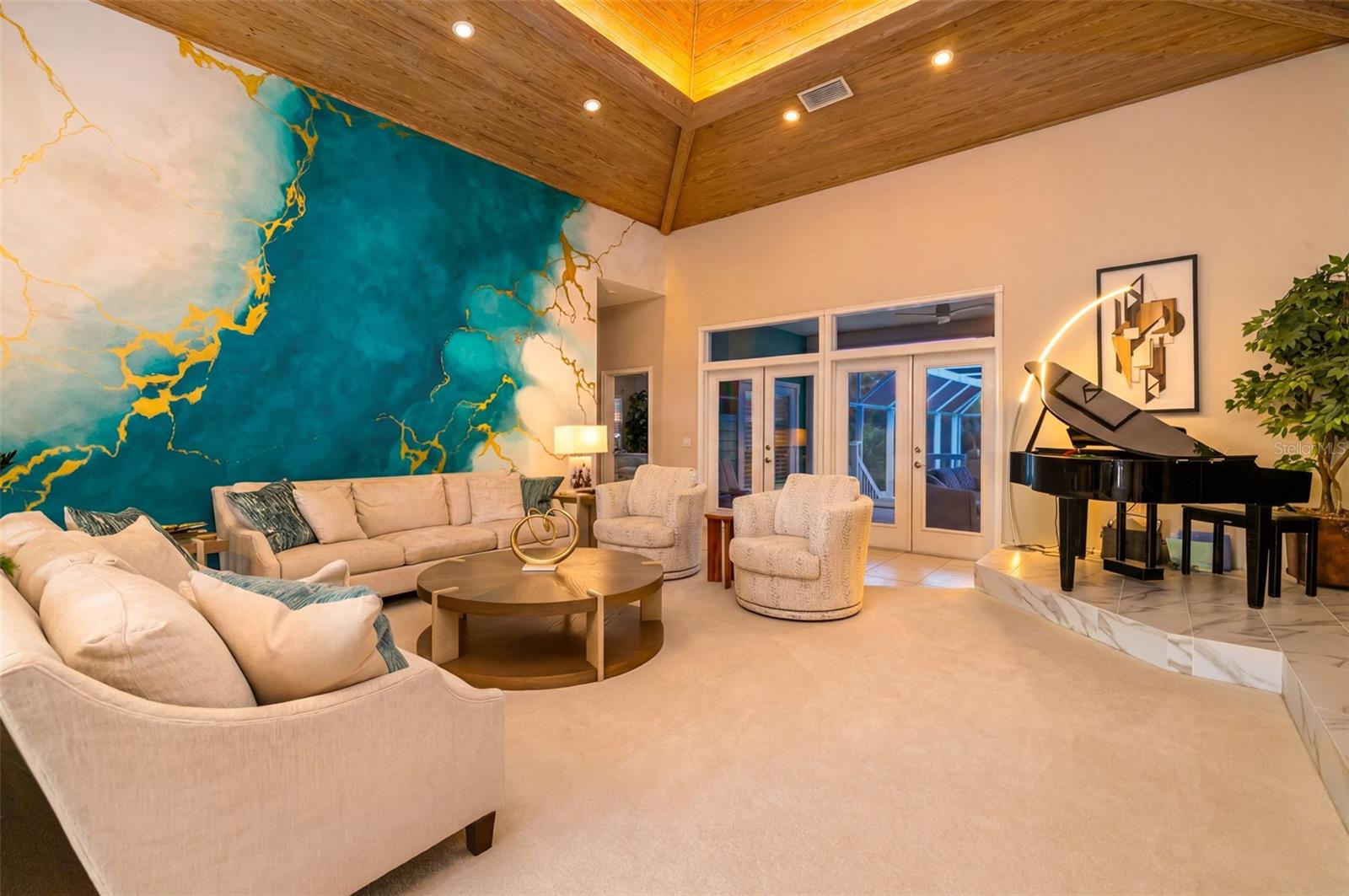 746 Eagle Point Dr, Venice, FL 34285 — photo 15 of 61