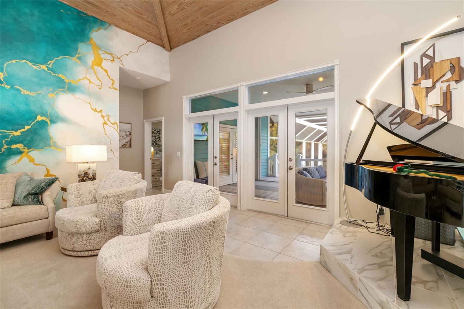 746 Eagle Point Dr, Venice, FL 34285 — photo 17 of 61