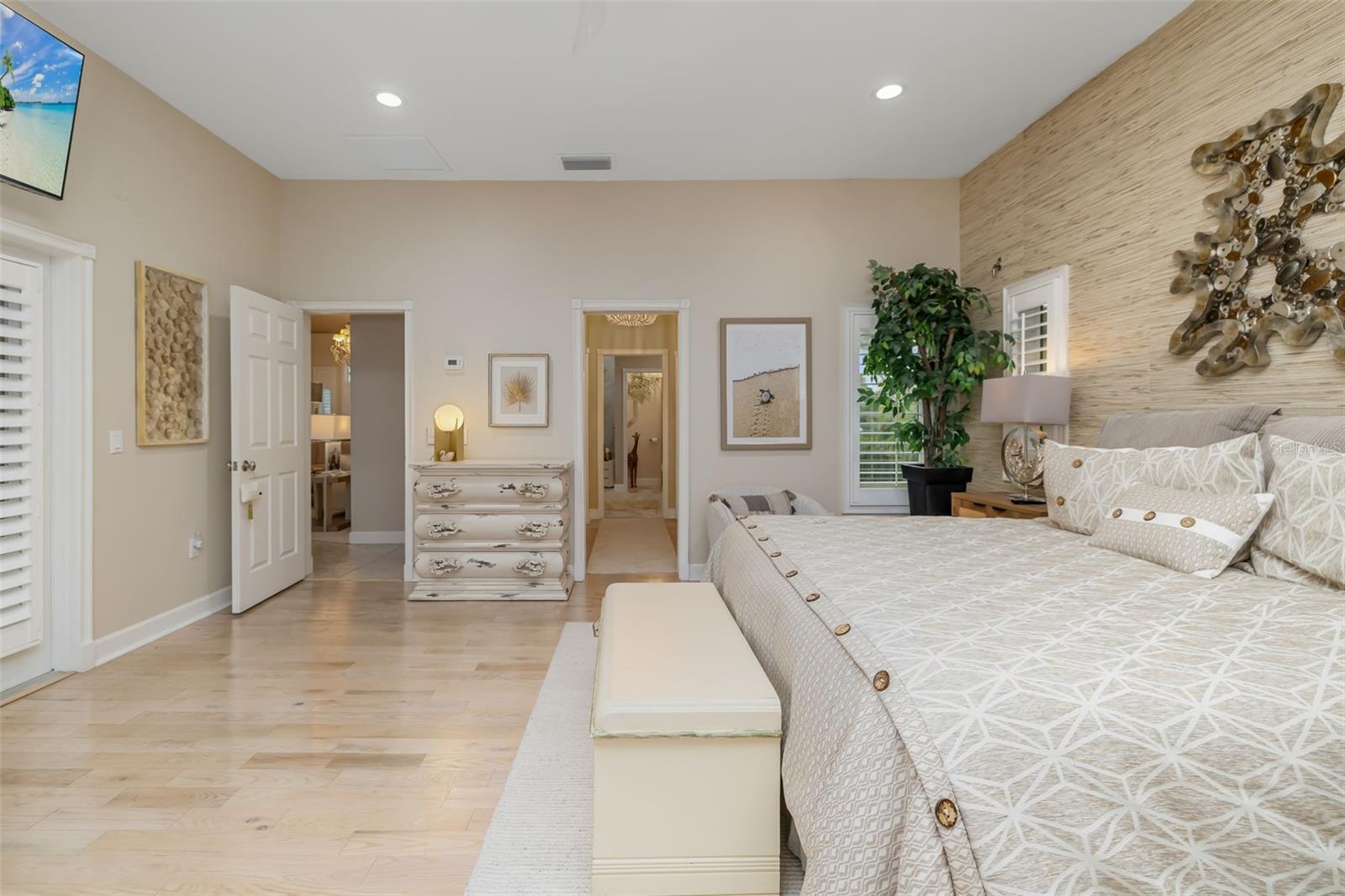 746 Eagle Point Dr, Venice, FL 34285 — photo 30 of 61