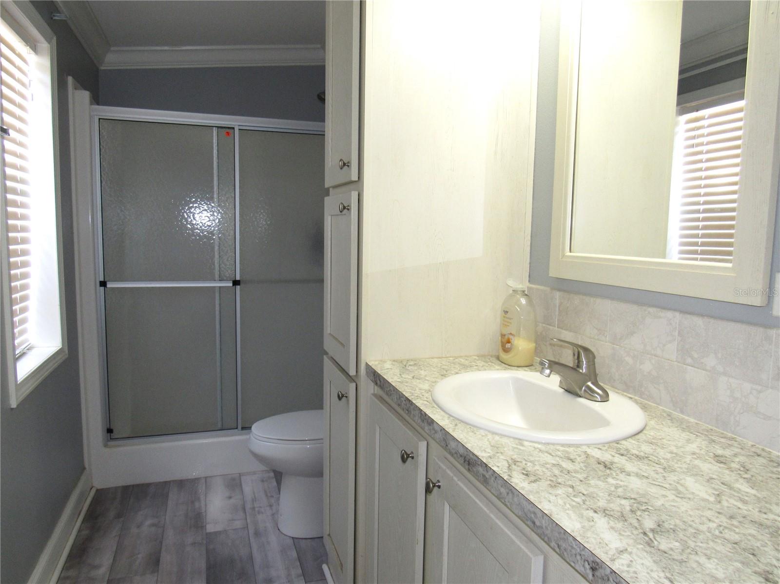 Bedroom 2 Ensuite Bath