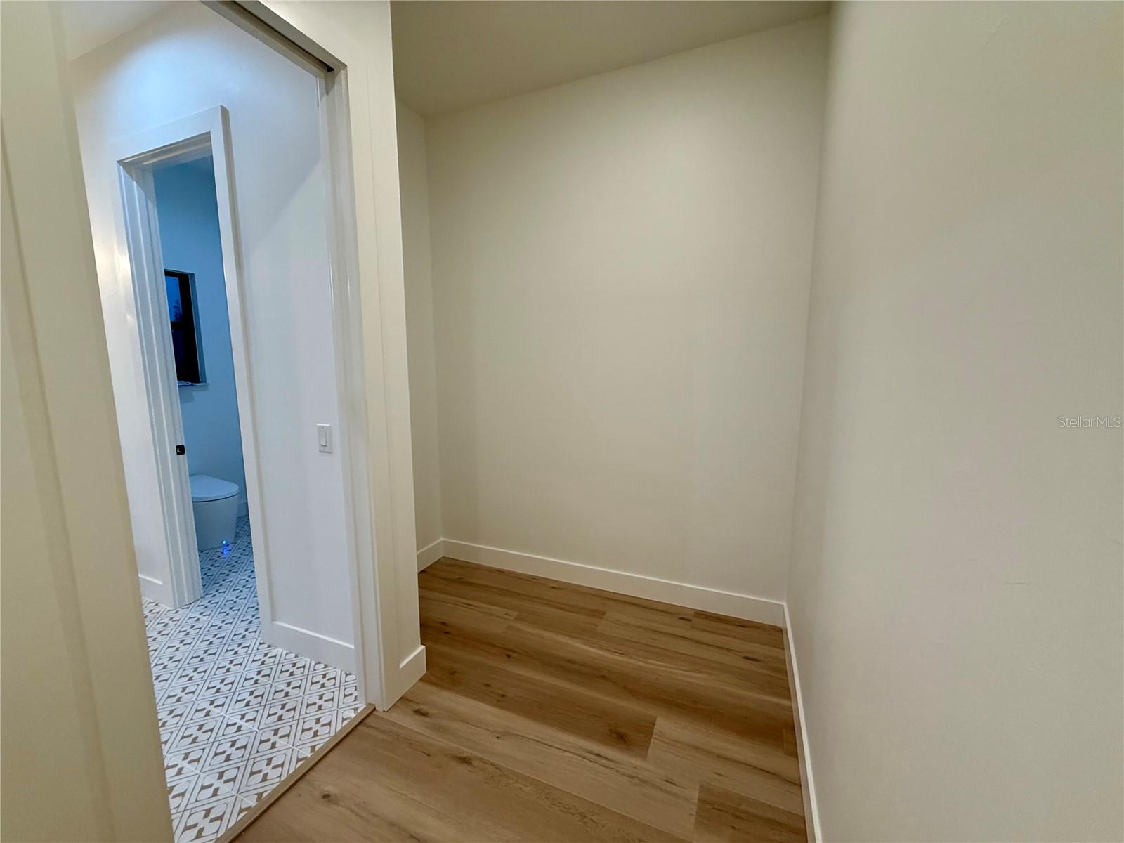 Primary Suite Walk-in Closet