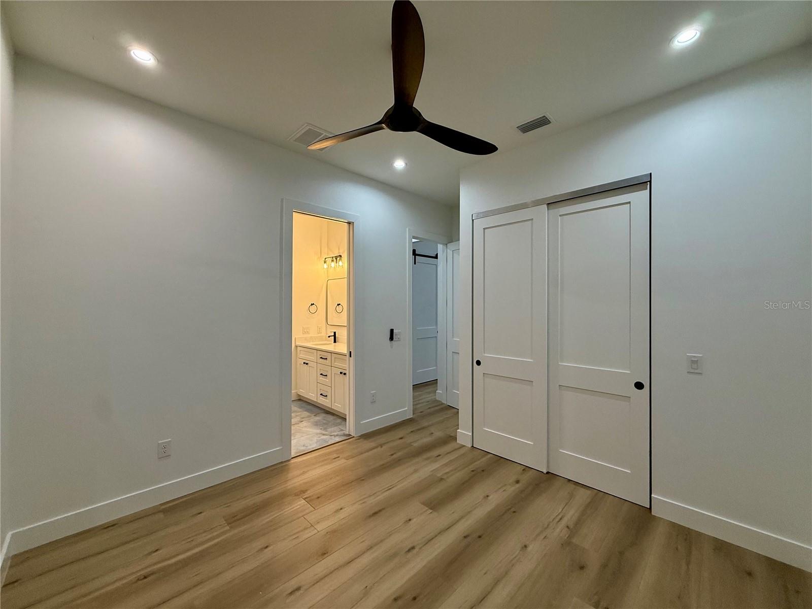Middle Bedroom