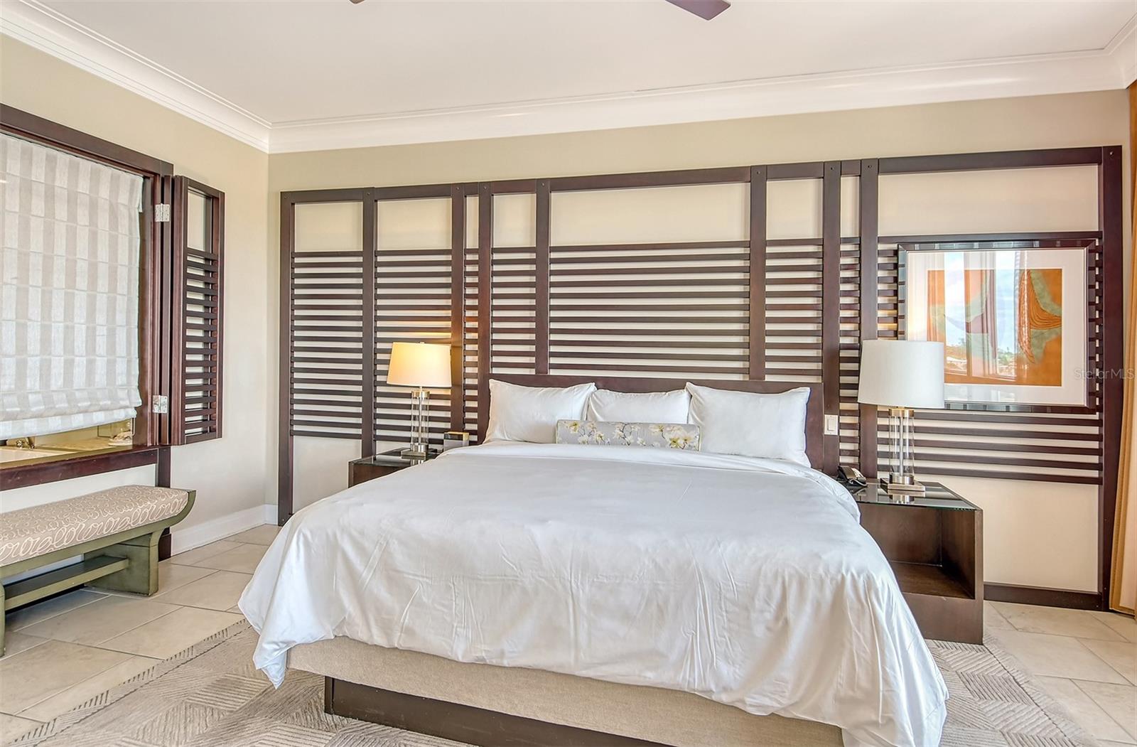 915 Seaside Dr #504, Weeks 6-7, Sarasota, FL 34242 — photo 21 of 52