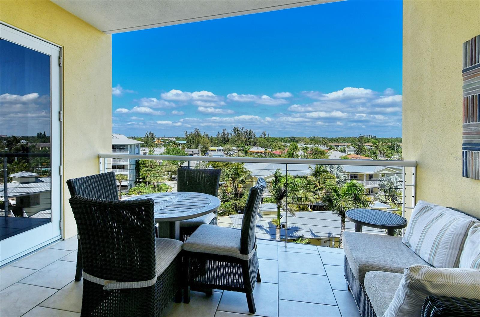 915 Seaside Dr #504, Weeks 6-7, Sarasota, FL 34242 — photo 5 of 52
