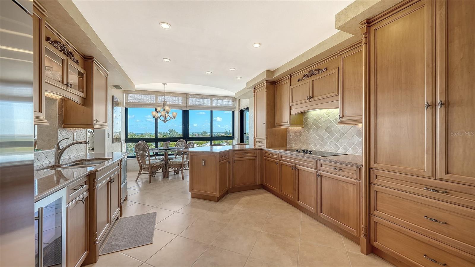 535 Sanctuary Dr #A401, Longboat Key, FL 34228 — photo 24 of 64