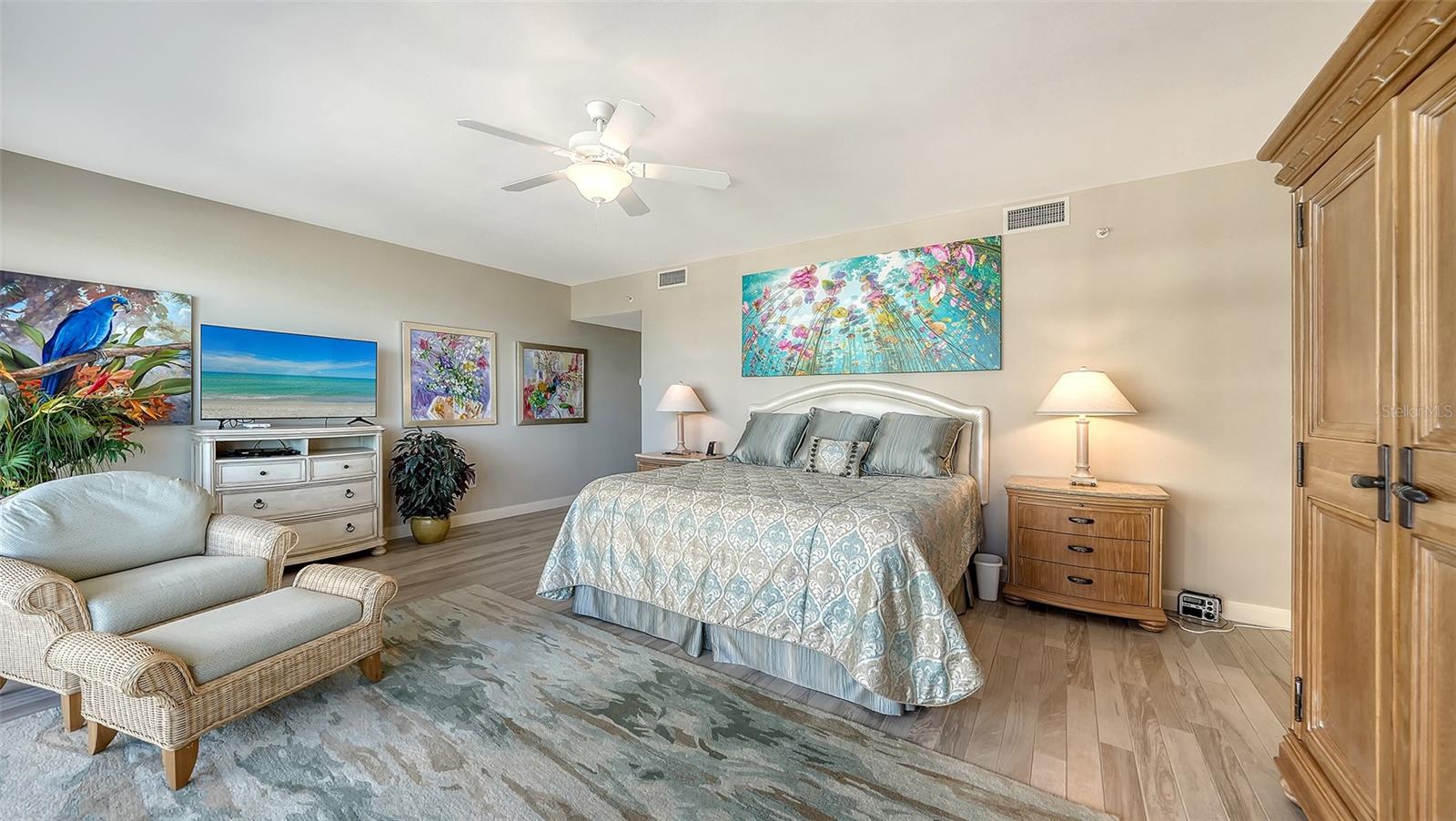 535 Sanctuary Dr #A401, Longboat Key, FL 34228 — photo 32 of 64