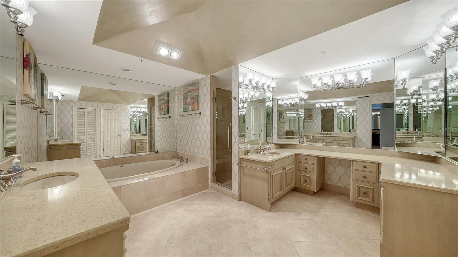 535 Sanctuary Dr #A401, Longboat Key, FL 34228 — photo 37 of 64