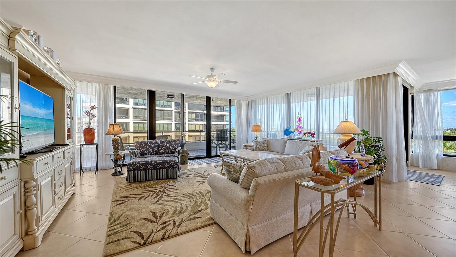 535 Sanctuary Dr #A401, Longboat Key, FL 34228 — photo 7 of 64