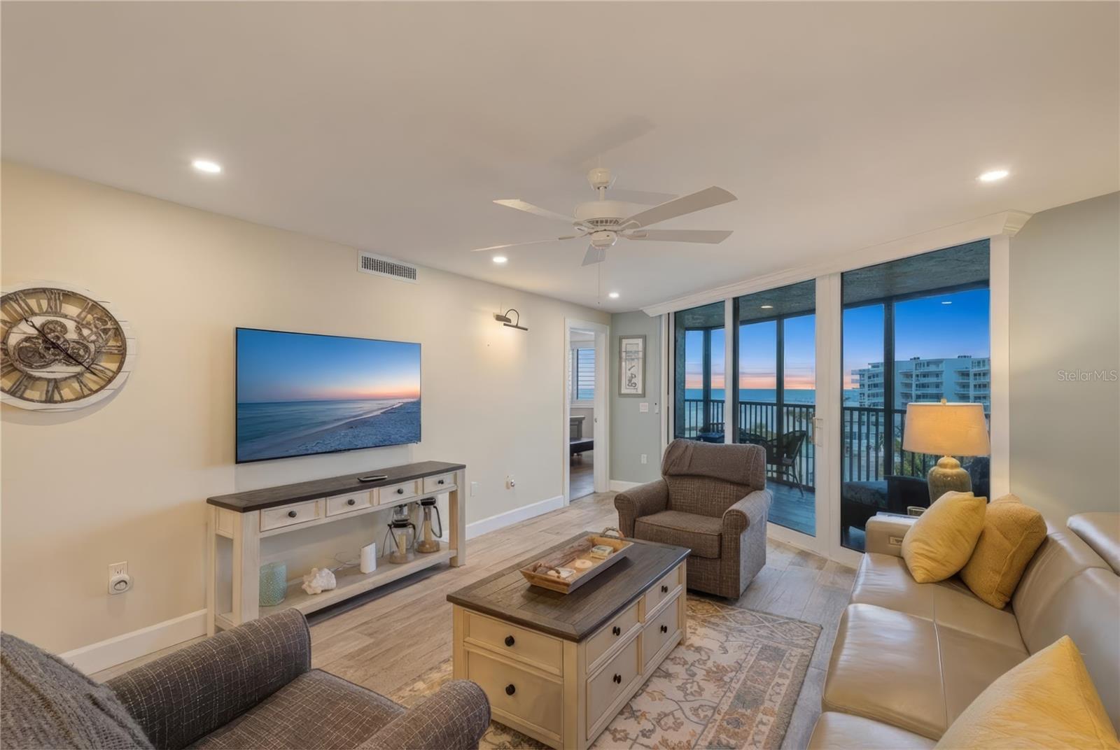 5880 Midnight Pass Rd #704, Sarasota, FL 34242 — photo 11 of 39