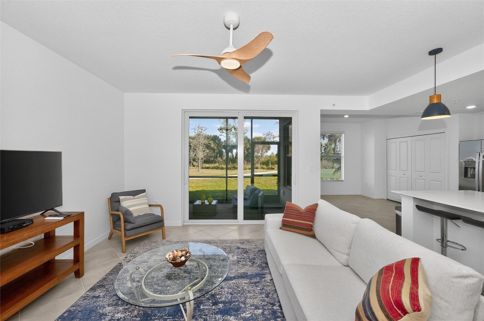 Front Lanai