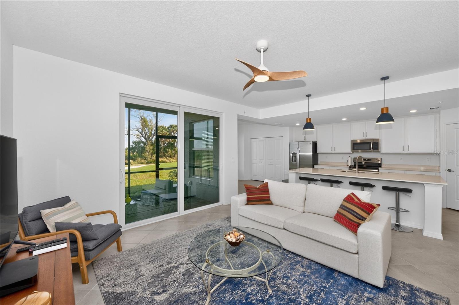 Front Lanai
