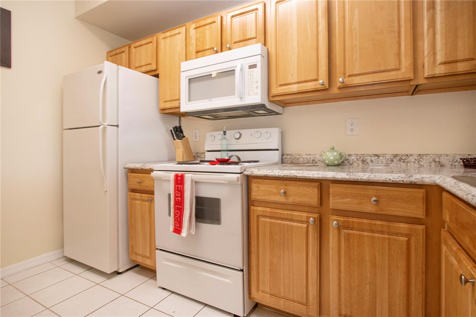 5711 Bentgrass Dr #19-202, Sarasota, FL 34235 — photo 12 of 59